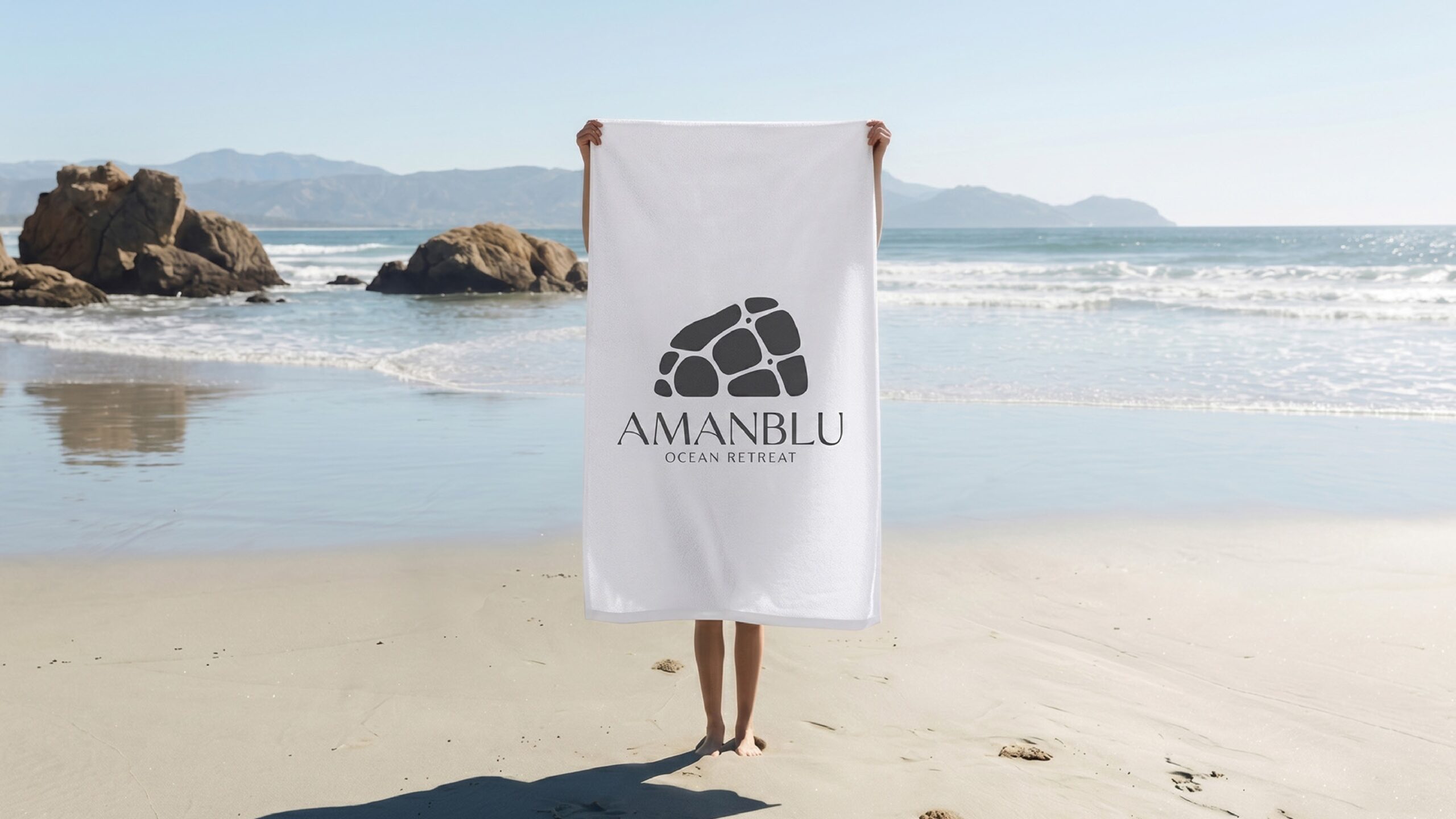 Relaxation sur la plage privée d'Amanblu Ocean Retreat